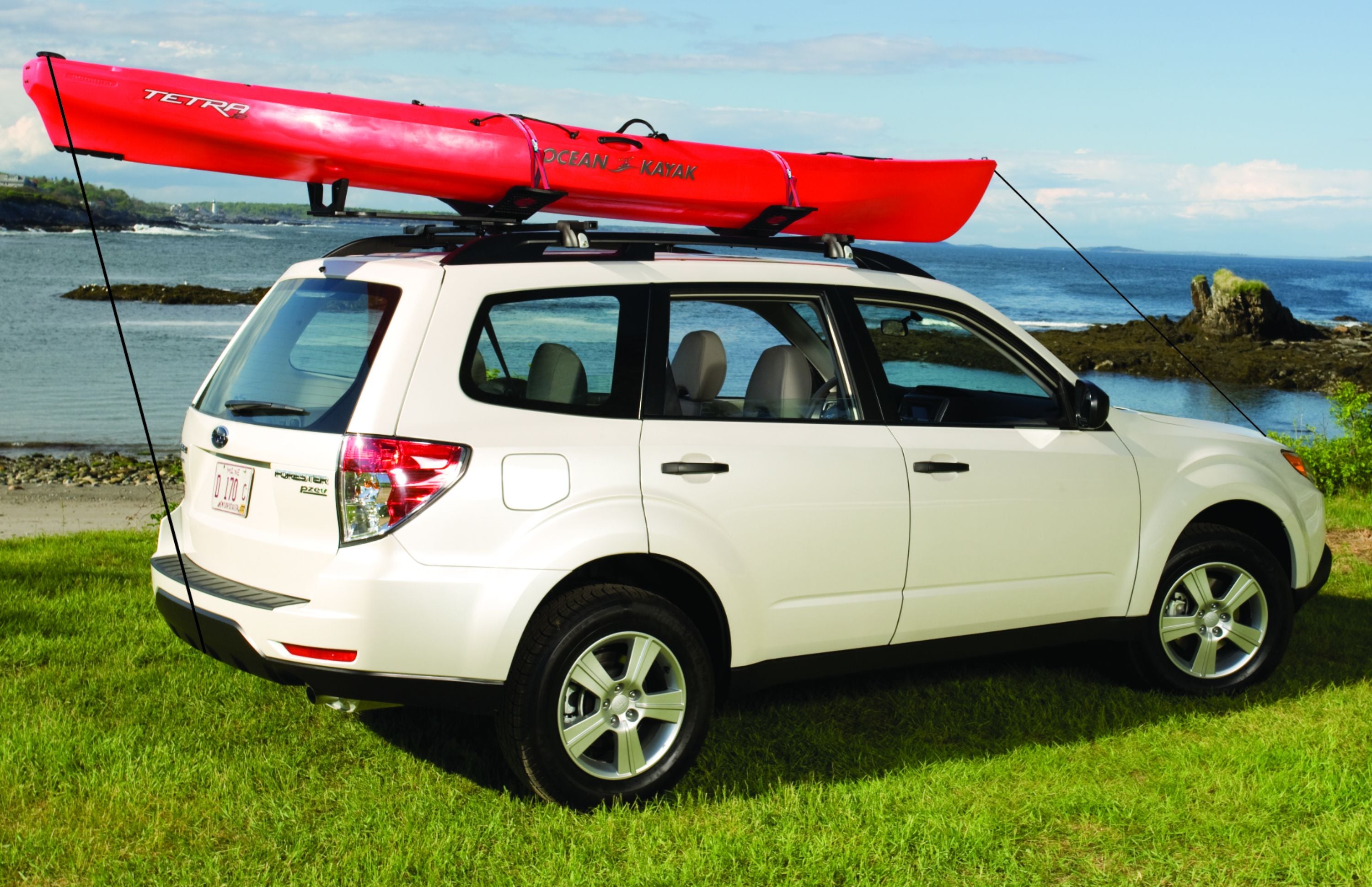 Malone SeaWing™ Kayak Carrier with Stinger™ Load Assist Combo