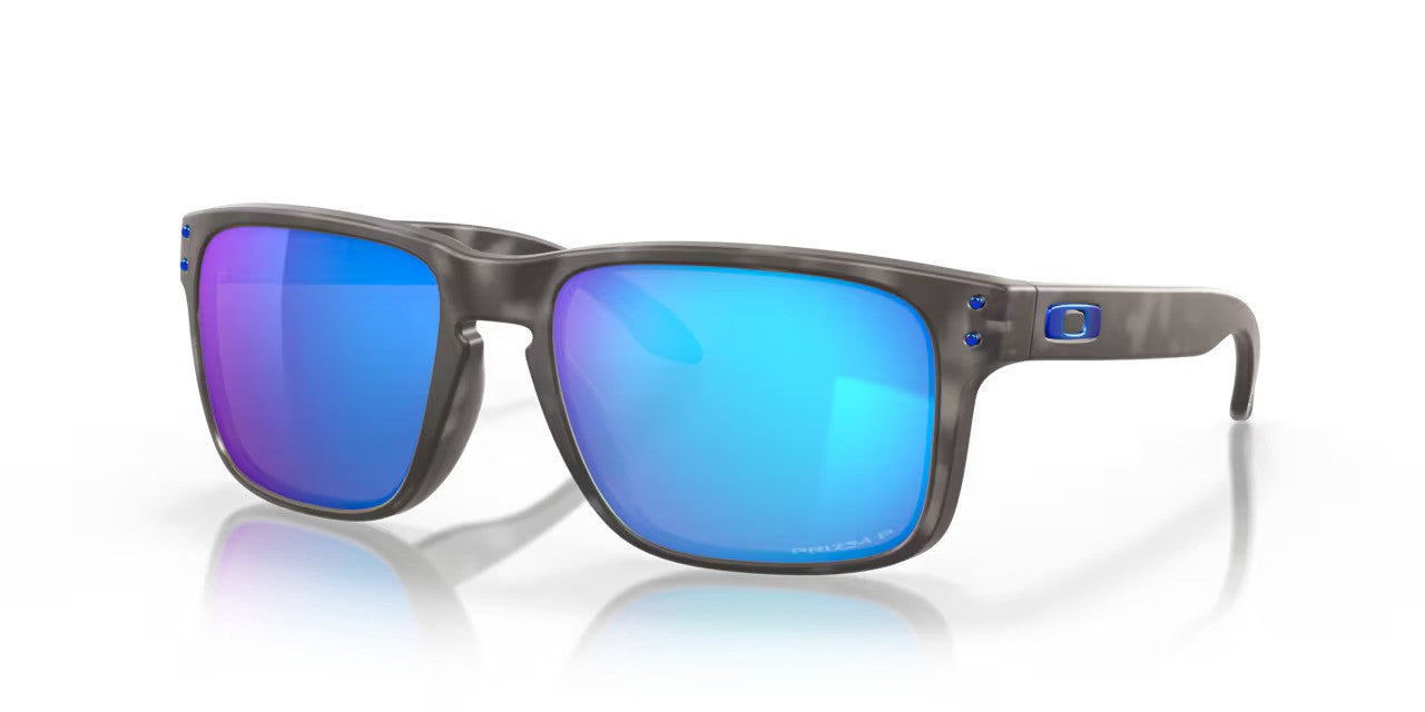 Oakley Holbrook